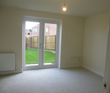 2 bedroom semi-detached house to rent - Photo 1