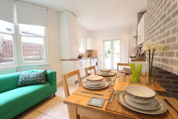 5 Bed Terraced House, Drakefell Road, SE14 - Photo 1