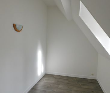 Location Appartement 2 pièces 51m² BAYEUX 14400 - Photo 3