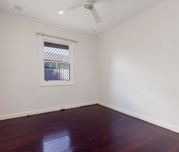 Character, Space & Convenience on a Huge Corner Block! - Photo 3