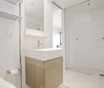 COVE | Furnished One Bedroom Apartment + Parking - Photo 6