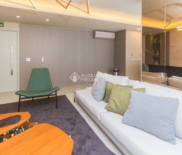 Apartamento com 1 quarto e 26m² para alugar em Passo da Areia, Port... - Photo 3