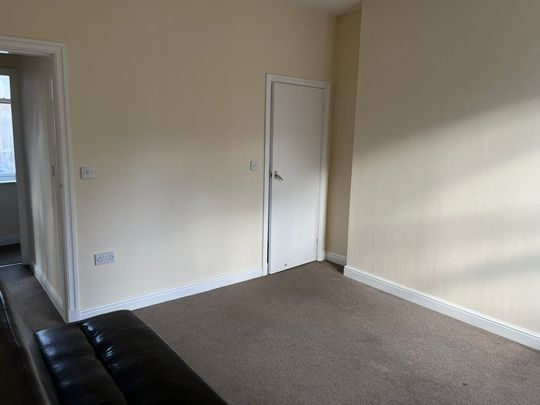 2 Bedroom Apartment for Rent on Garden Street, Barnoldswick - Photo 1