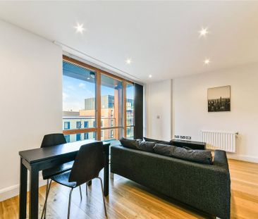 Studio to rent - Photo 4
