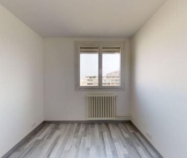 Location Appartement 4 pièces 76m² CHENOVE 21300 - Photo 4