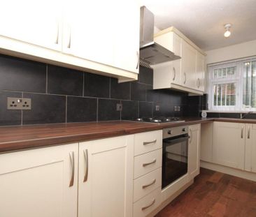 1 bedroom semi-detached house to rent - Photo 6