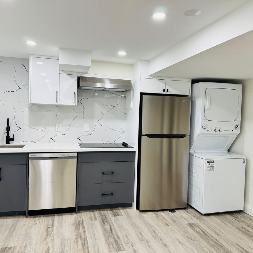 For Lease - 3- 6 CRAIG Drive, Kitchener, Ontario - Photo 1