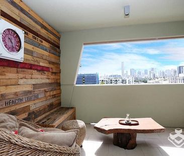 Furnished two Bedroom available in June - Photo 6