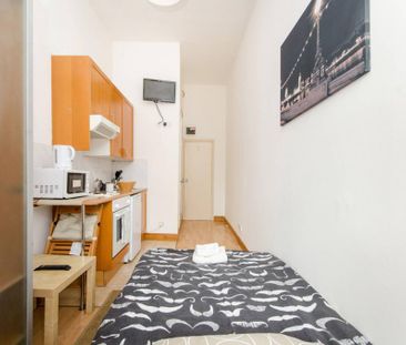 Flat 01 West Cromwell Road, Earls Court SW5 9QL - Photo 1