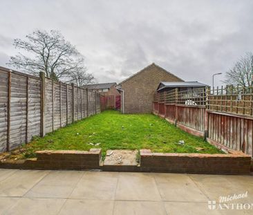 3 bedroom terraced house to rent - Photo 2