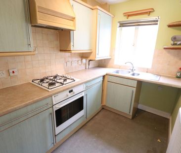 2 bedroom terraced house to rent - Photo 1