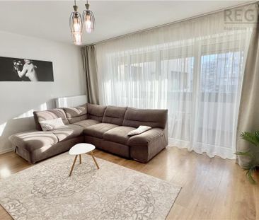 Apartament luminos si spatios Coresi Kasper - Fotografie 2