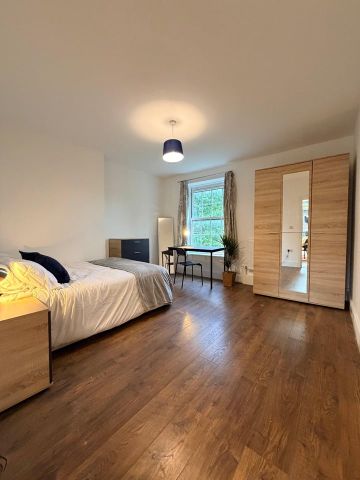 Room in a Shared Flat, Netherby House, SW8 - Photo 3