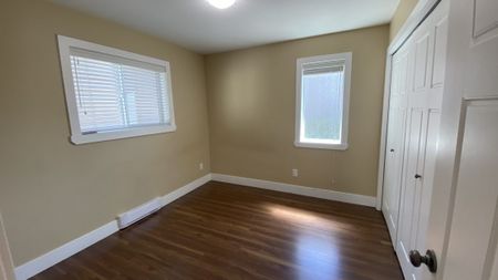 498B Menzies Ridge Drive - Photo 2