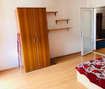 Apartament 2 camere, decomandat, zona strazii Nichita Stanescu - Photo 1