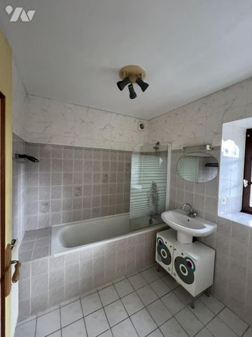 A LOUER - MAISON DE CAMPAGNE - RUILLE LE GRAVELAIS - Photo 4