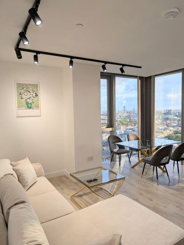 2 Bed Flat, Bollinder Place, EC1V - Photo 2