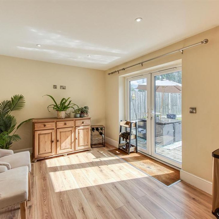 3 bedroom cottage to rent - Photo 1