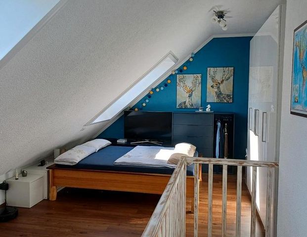 Charmante lichtdurchflutete Dachgeschosswohnung in Kleinheubach - Photo 1
