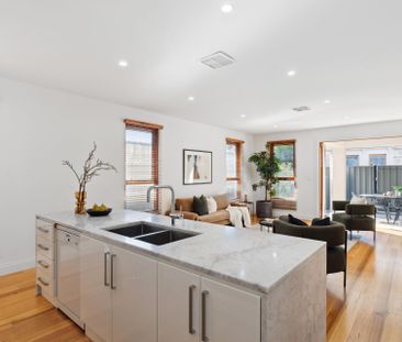 3/112 Cross Road, Highgate - Photo 2