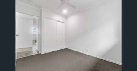 Family Living in Wondunna - Photo 4