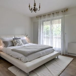 T4 refait à neuf dans Résidence dans parc, garage double - Photo 2