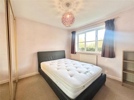 2 bedroom maisonette to rent - Photo 2