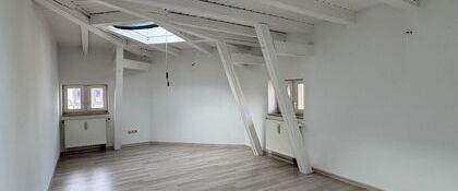 Gemütliche Dachgeschosswohnung in einer Zwickauer Altbauvilla - Foto 1