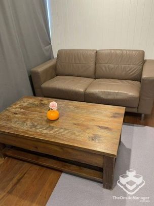 Fully renovate house for rent - Photo 1