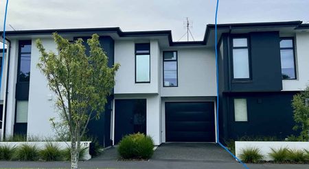 3BR - Modern, Quiet, ,Excellent area - Photo 3