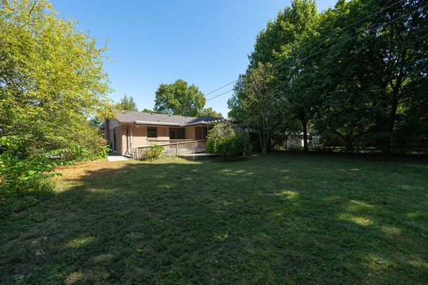 For Lease - 264 Trott Drive, London North, Ontario - Photo 1