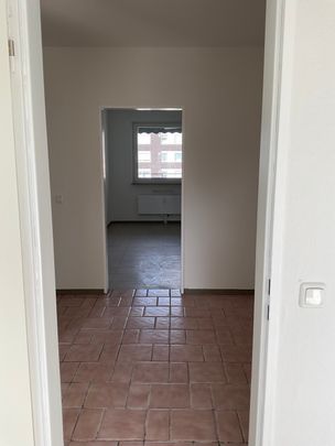 Sehr schöne 3 Zimmer Wohnung mit Balkon in Duisburg zu vermieten!!! - Foto 1