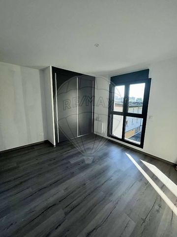 Location Appartement 3 pièces 63m² CLUSES 74300 - Photo 2