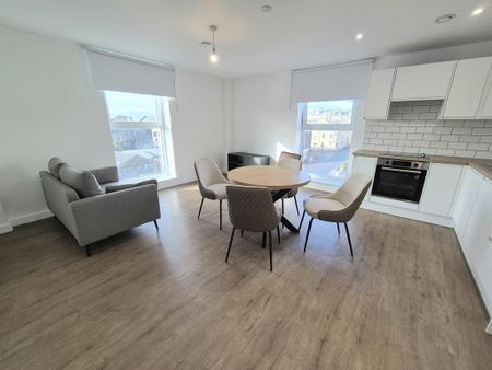 2 bedroom apartment to rent - Photo 2