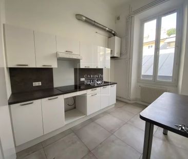 Location Appartement 4 pièces 107m² CANNES 06400 - Photo 1