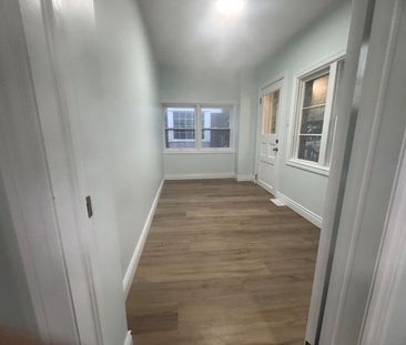 For Lease - 194 Samuels Street Unit# Main Floor, Kitchener, Ontario - Photo 1