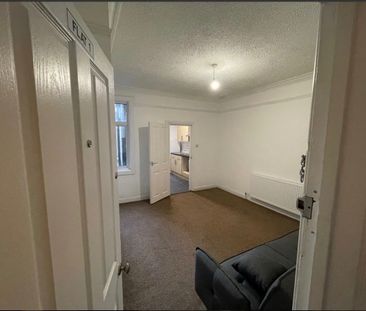 1 Bed Flat, Bolingbroke Road, CV3 - Photo 6