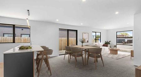 Near New in Kennedy's Green! - Photo 5