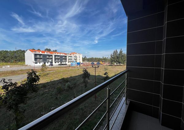 T3 em Esgueira (suite, varandas, cozinha equipada)