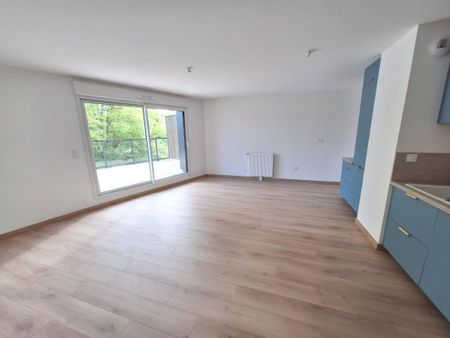 Appartement T3 à louer Bruz - 66 m² - Photo 2