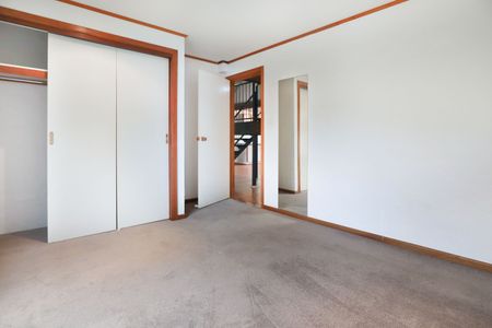 Tranquil Coastal Escape - Photo 3