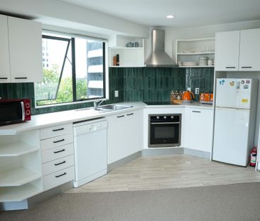 Smart City Fringe One-Bed - Grafton Convenience + Comfort - Photo 2