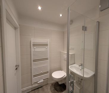 Top renovierte 1-Zimmer-Wohnung – mit ebenerdiger Dusche - Photo 2