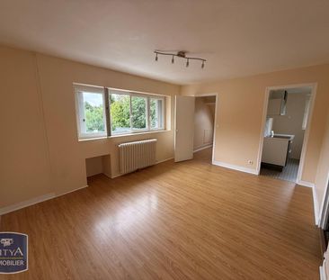 Location Appartement 1 pièce MONDEVILLE 14120 - Photo 1