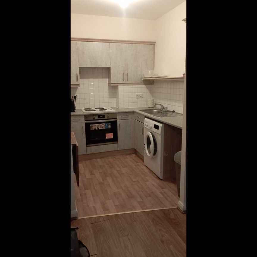 Studio Flat, Newington Causeway, SE1 - Photo 1