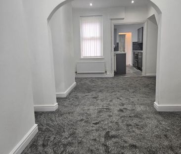 2 bedroom house to rent - Photo 2