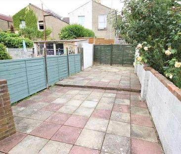 Boulton Road, Southsea, PO5 - Photo 2