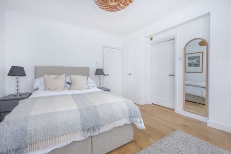 3 bedroom flat to rent - Photo 5