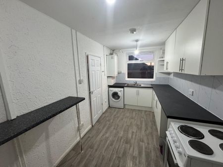 6B Wootton Avenue, Wolverhampton, West Midlands, WV11 3AA - Photo 3