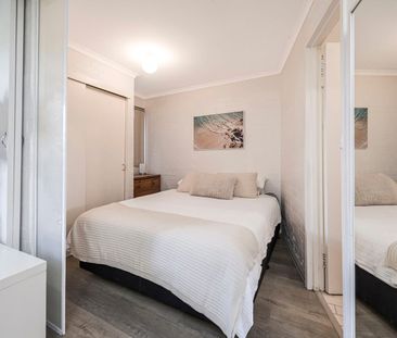 Central Wembley top spot, - Photo 6